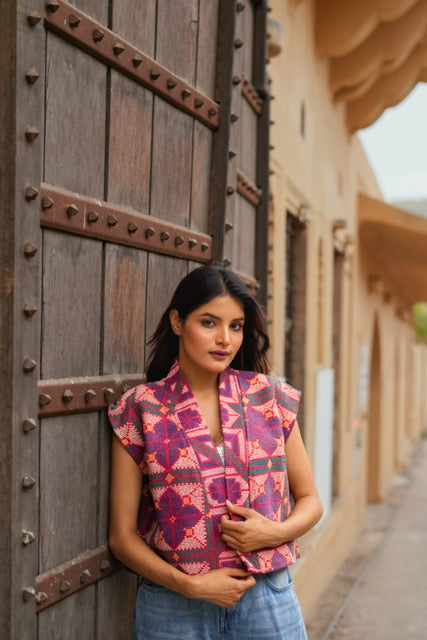 Embroidered Cropped Vest I