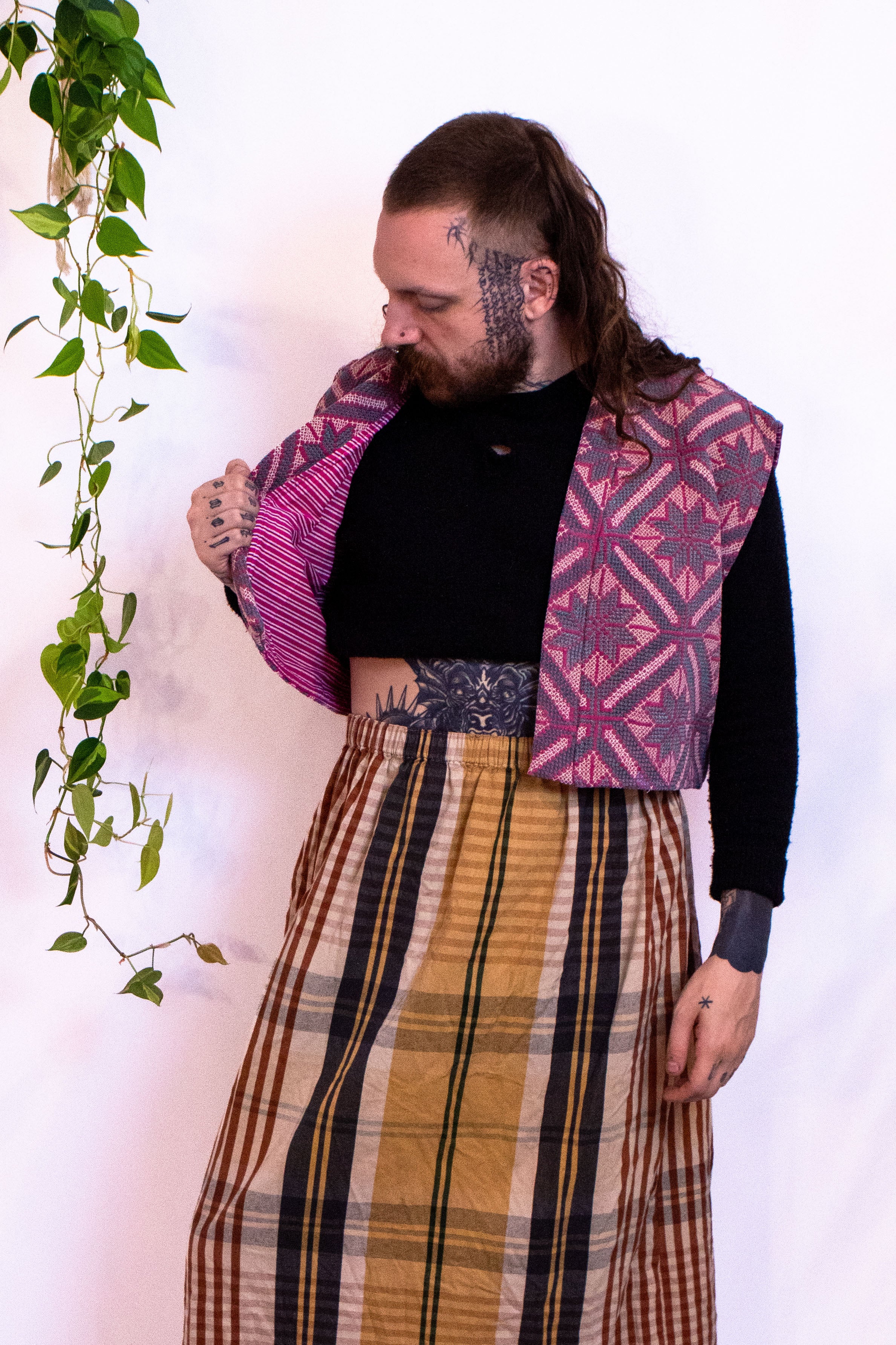 Embroidered Cropped Vest IV