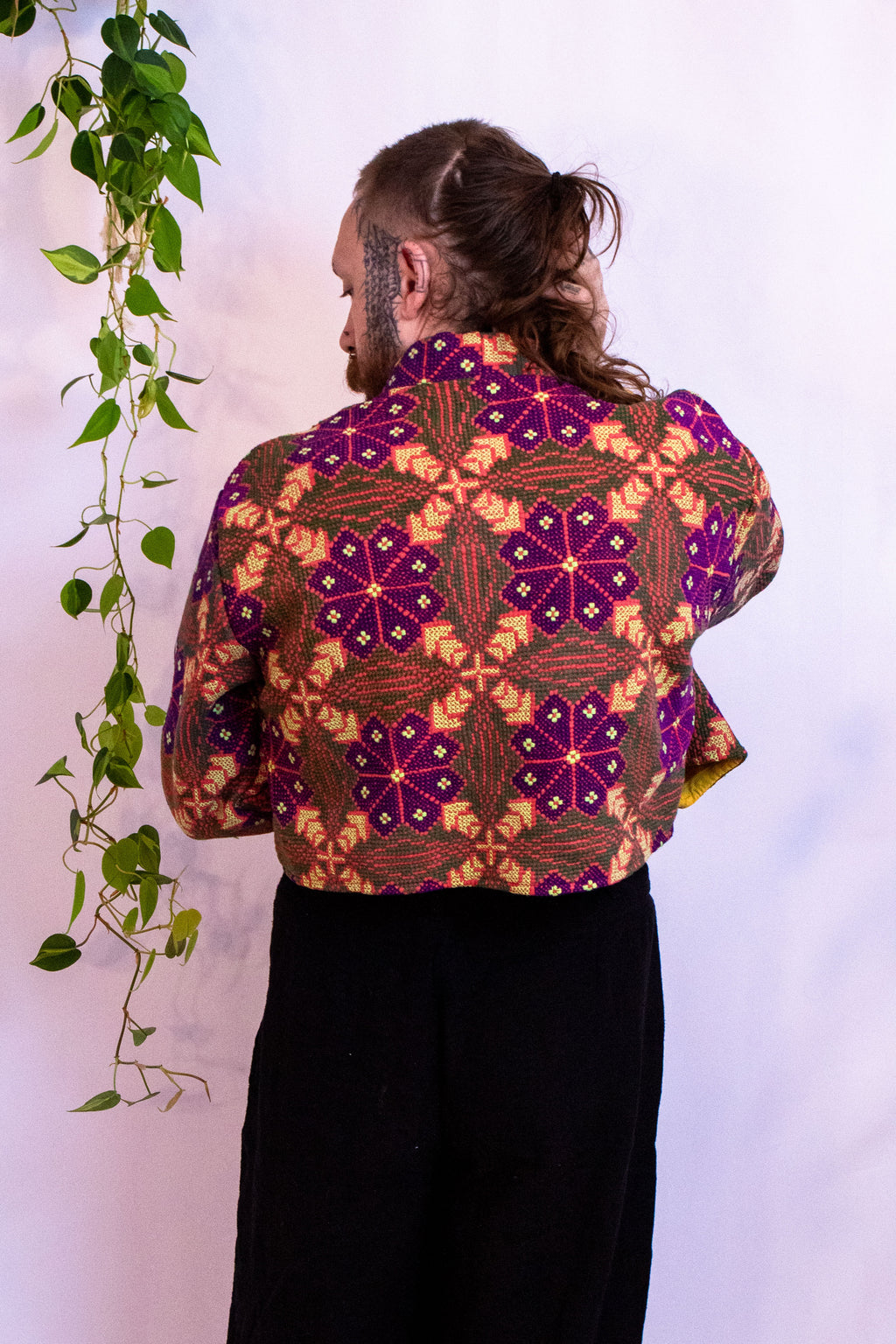 Embroidered Cropped Jacket III