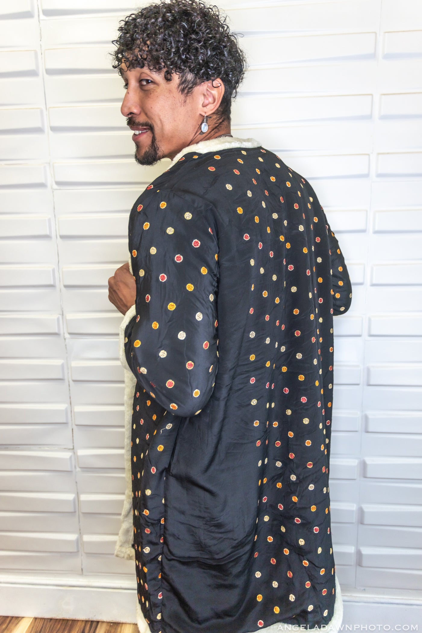 Fuzzy Saree Robe XVI